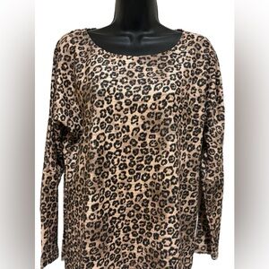 Chenault Leopard Print Long Sleeve Sweater ⭐️NWT⭐️